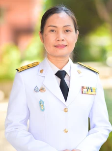 นางสุวารี เบคเคอร์