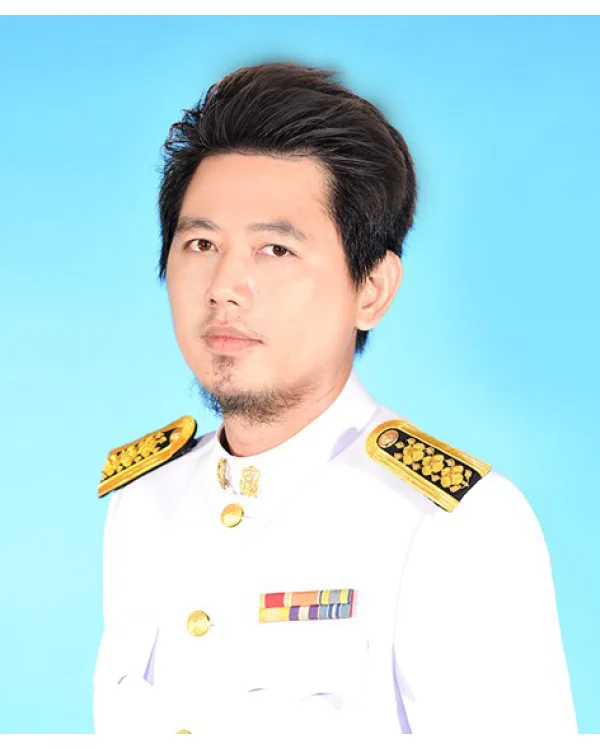 นายอัฐพร ปลอดจินดา