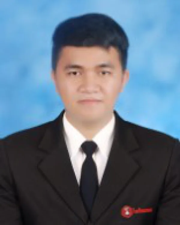 นายธเนศ ชำนิงาน