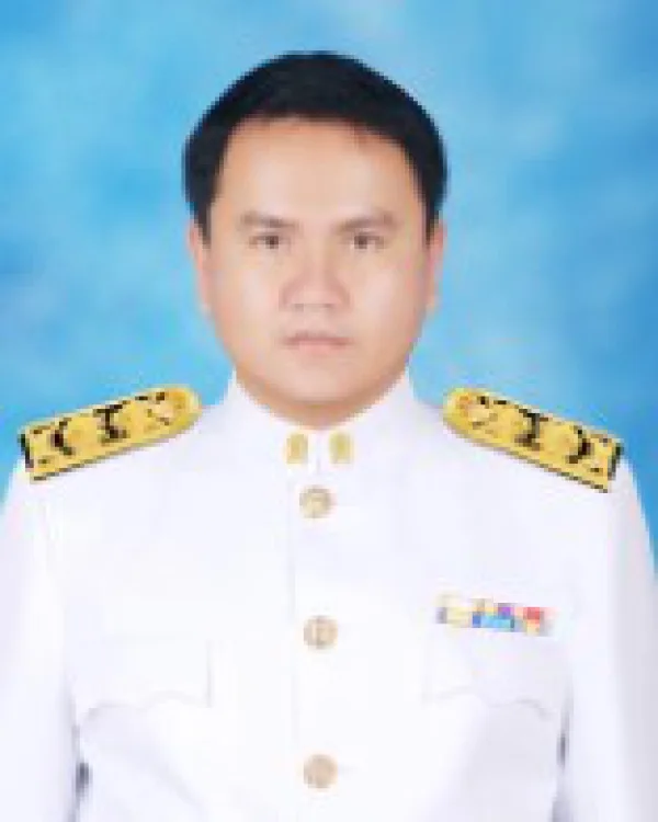 นายสมภพ รักษาพงศ์