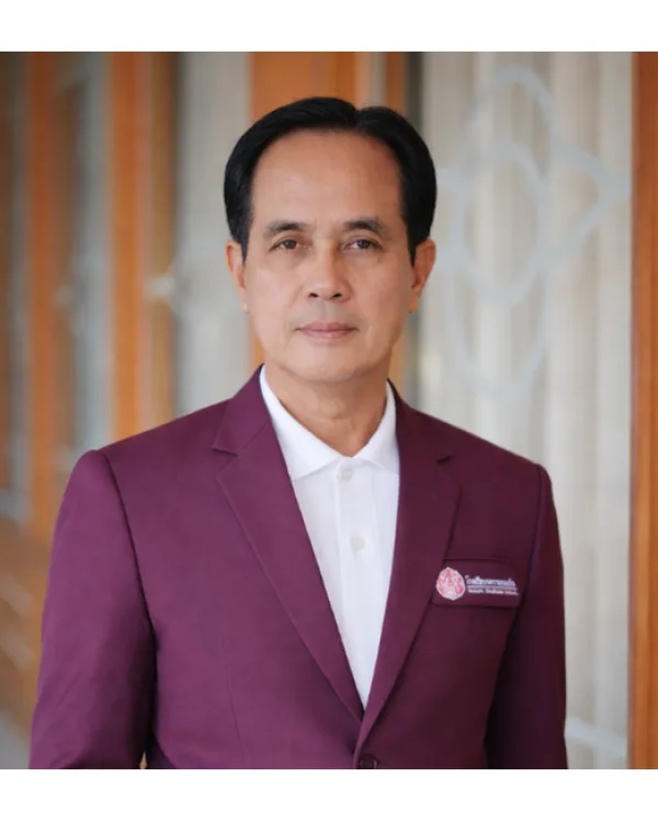 นายสุรเชษฐ รูปต่ำ
