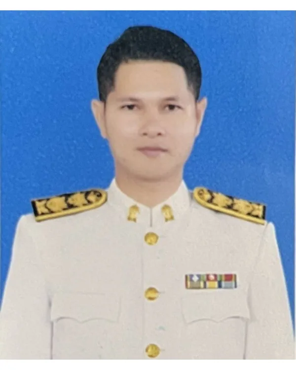 นายฉัตรชัย ชาลีบัว