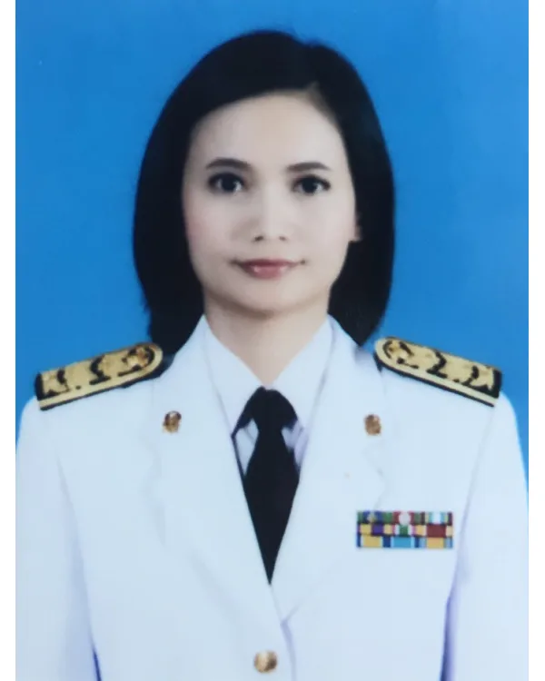 นางจินตนา บุตรนิล