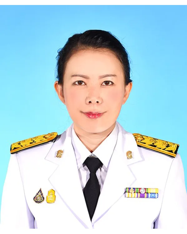 นางจุฑารัตน์  พนาดร