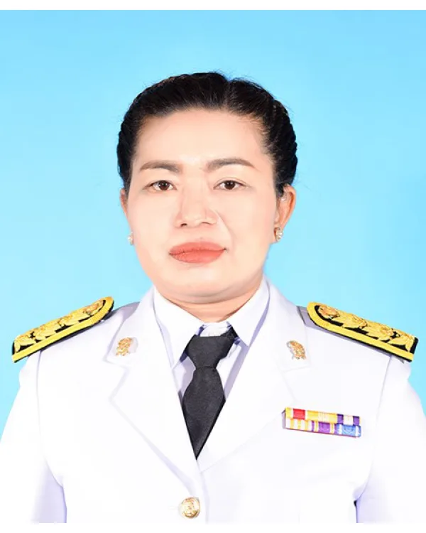 นางสาวปรวัฒน์ แสนแก้ว
