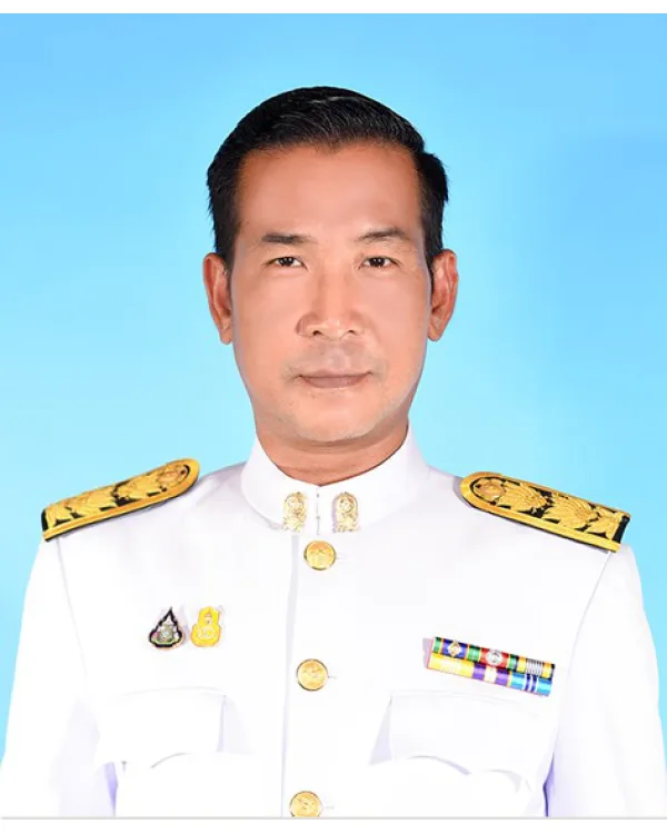 นายมนตรี เพ็งสว่าง
