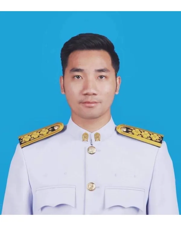 นายพชร ศรีบุญเรือง