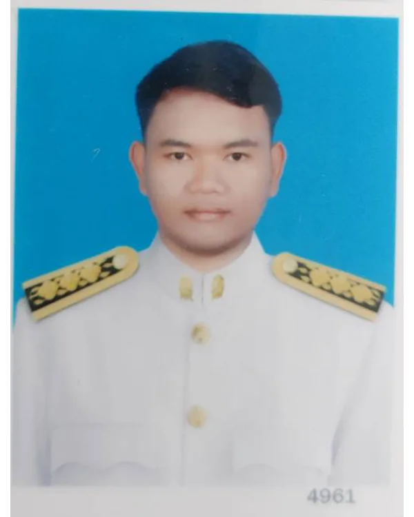 นายประชา มุลตะกอน